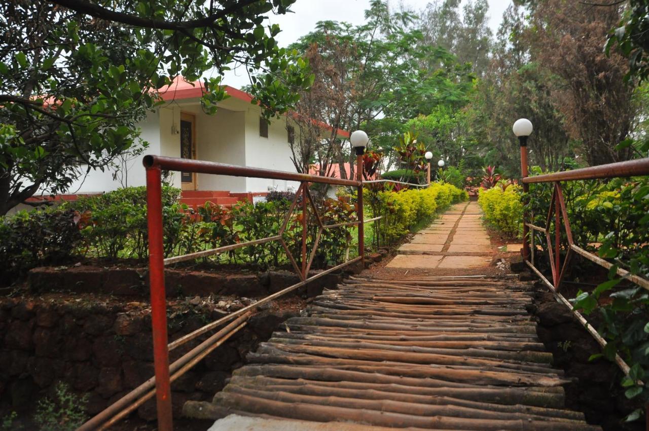 Koyna Lake Resort Koynanagar Eksteriør billede