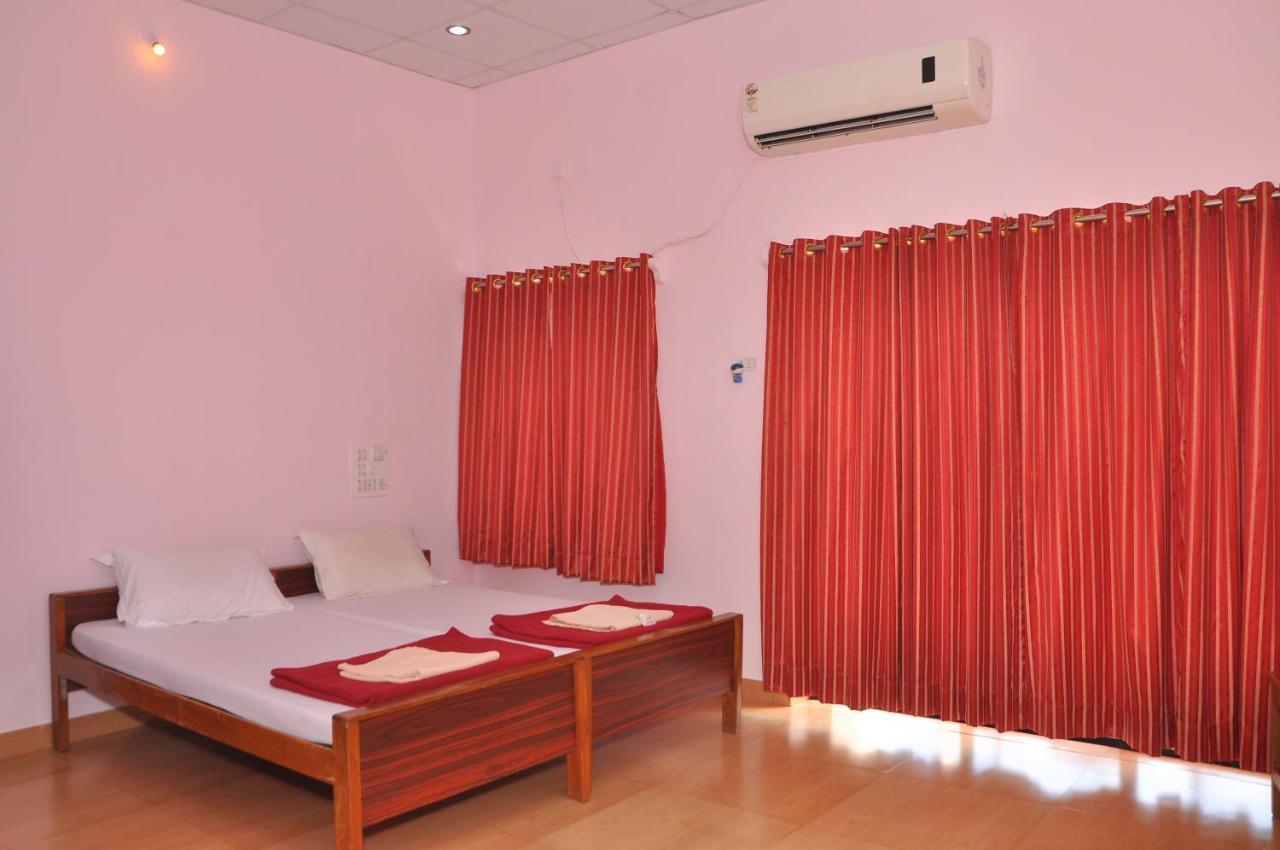 Koyna Lake Resort Koynanagar Eksteriør billede